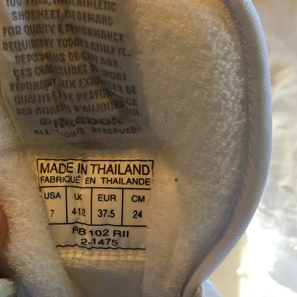 White Reebok Classics - Picture 4 of 4